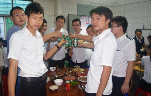 越達(dá)中秋聚會